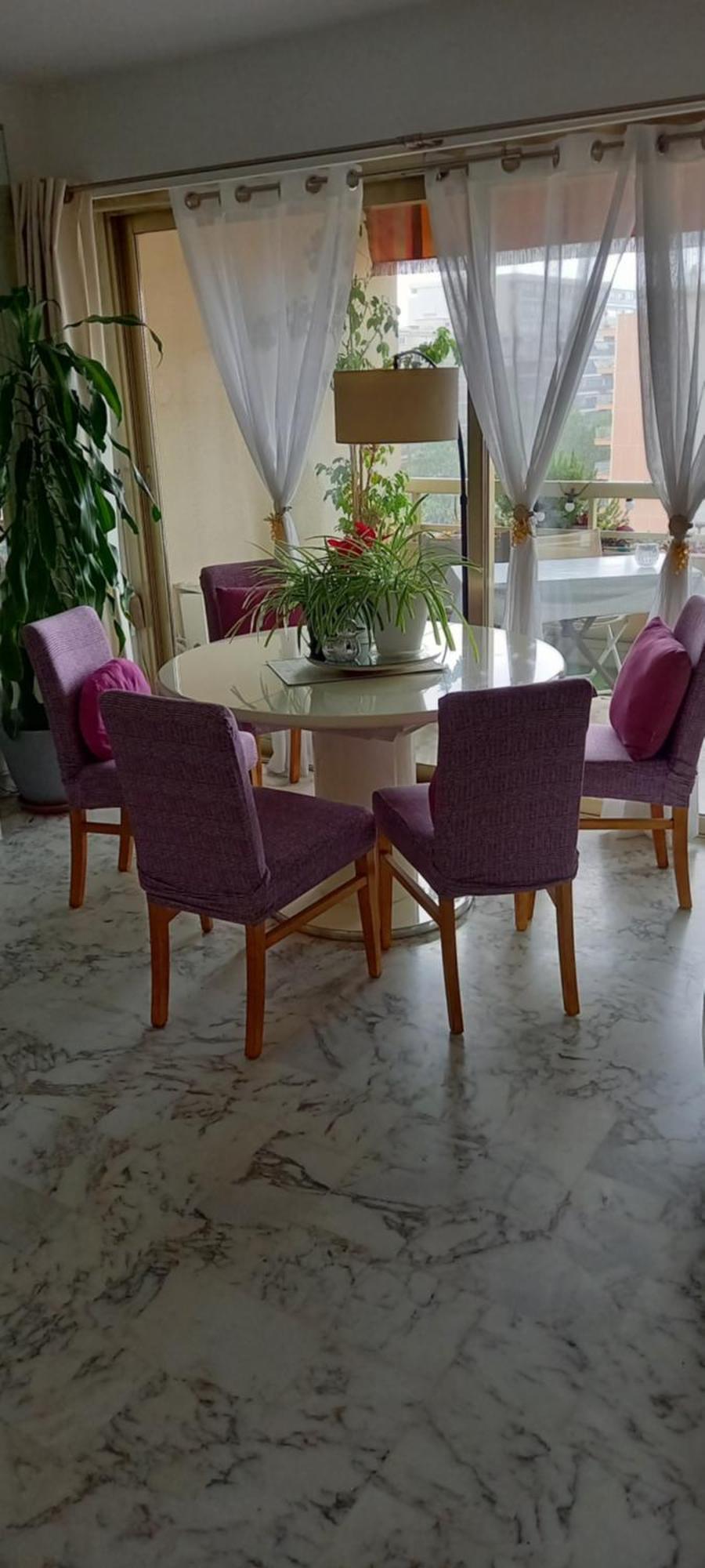 A Vous Cannes